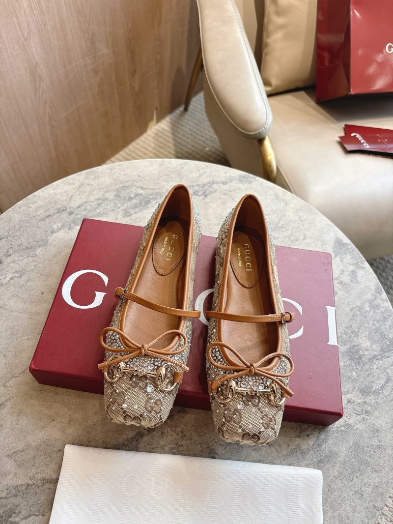 Gvc*1 flat shoes